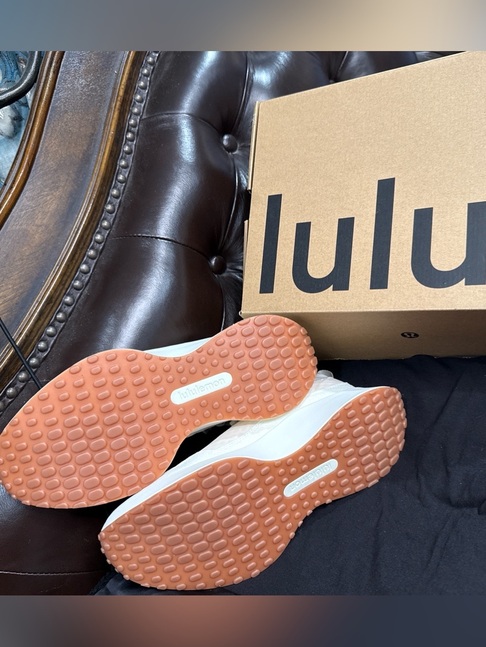 Lululemon CrossCity Sneaker Women’s Size 9 Cream Ivory Walking Shoes EU 41 - Picture 9 of 11